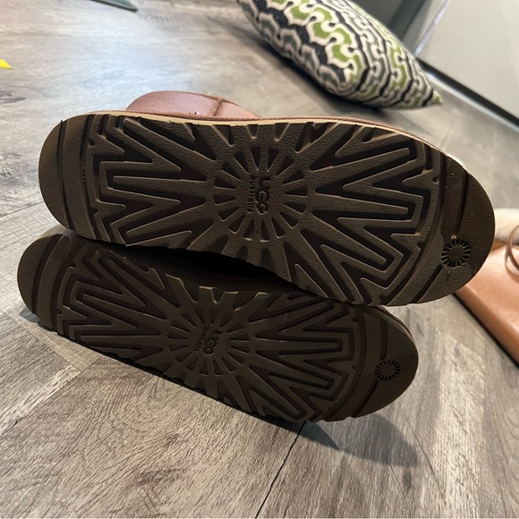 UGG copper mid size boots. Currently unavailable everywhere. Size 8 brand new. - Picture 5 of 8